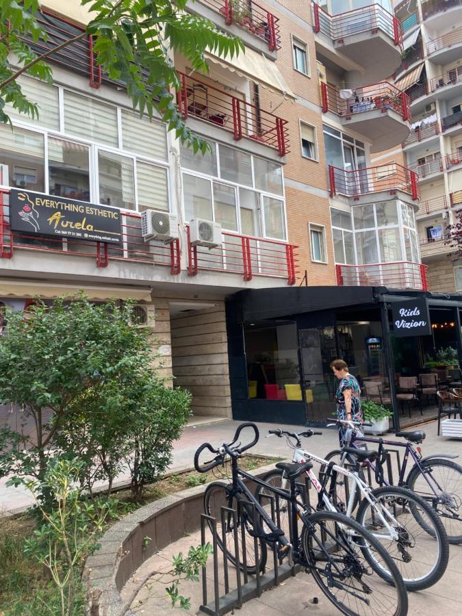 Newly Renovated One Bedroom Apartment In Тирана Экстерьер фото